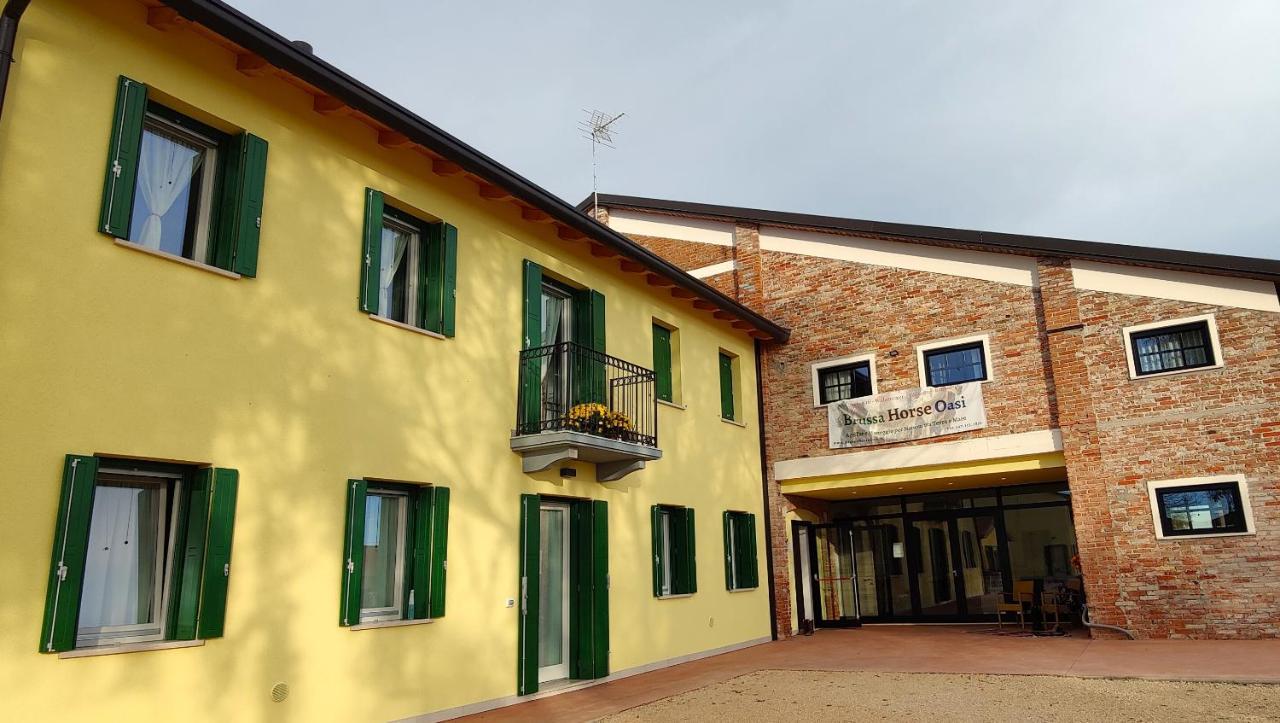 Brussa Horse Oasi Villa Caorle Eksteriør billede